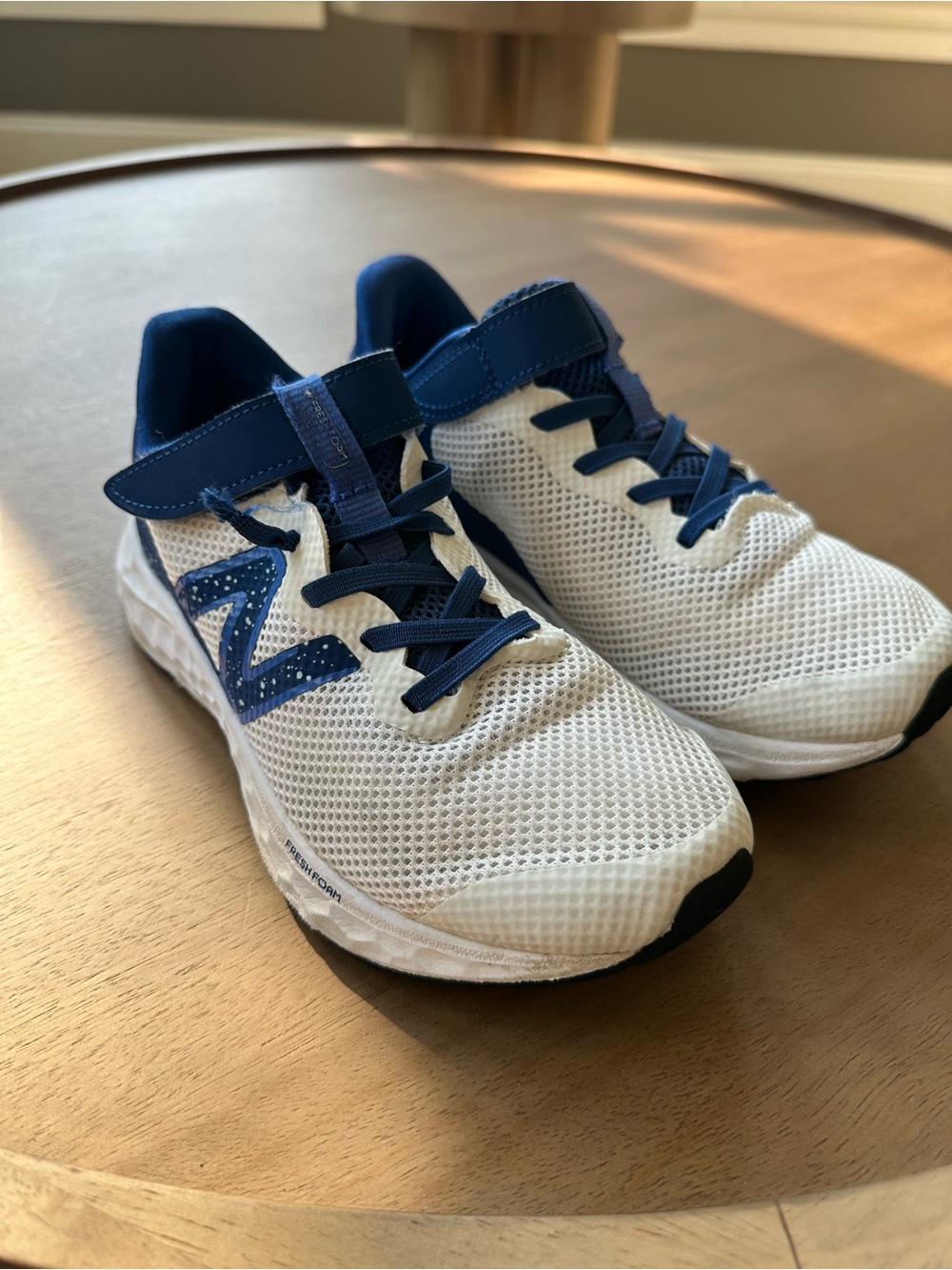New Balance Fresh Foam Running Shoes Size 2.5 Big Kid, White Navy